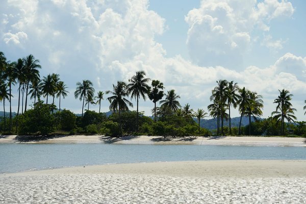 Quels sont les conseils pour une randonnée dans les montagnes de la Cordillère Blanche, Pérou ?